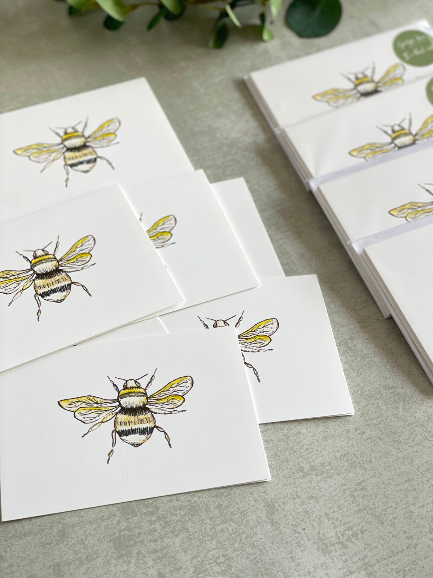 Set of 20 matching bee cards for all occasions