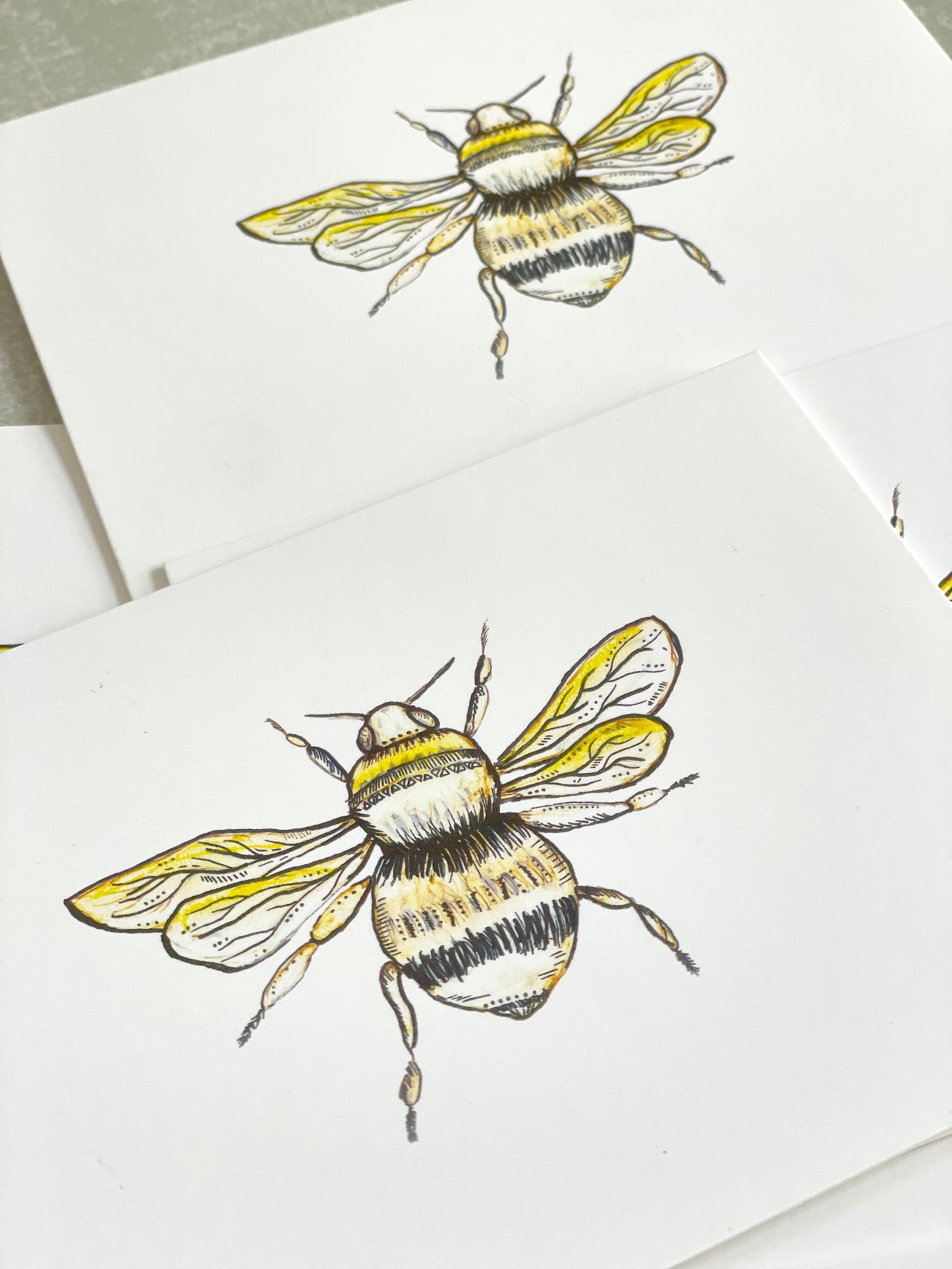 Set of 20 matching bee cards for all occasions