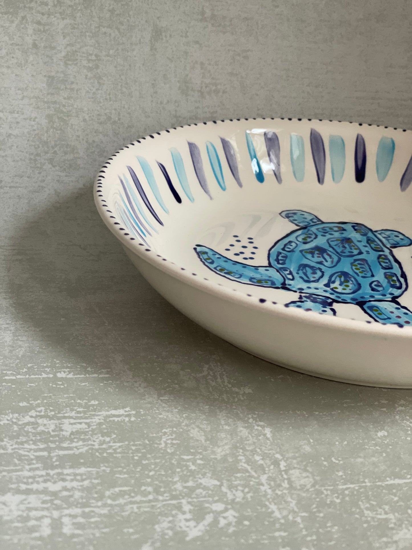 Blue turtle bowl