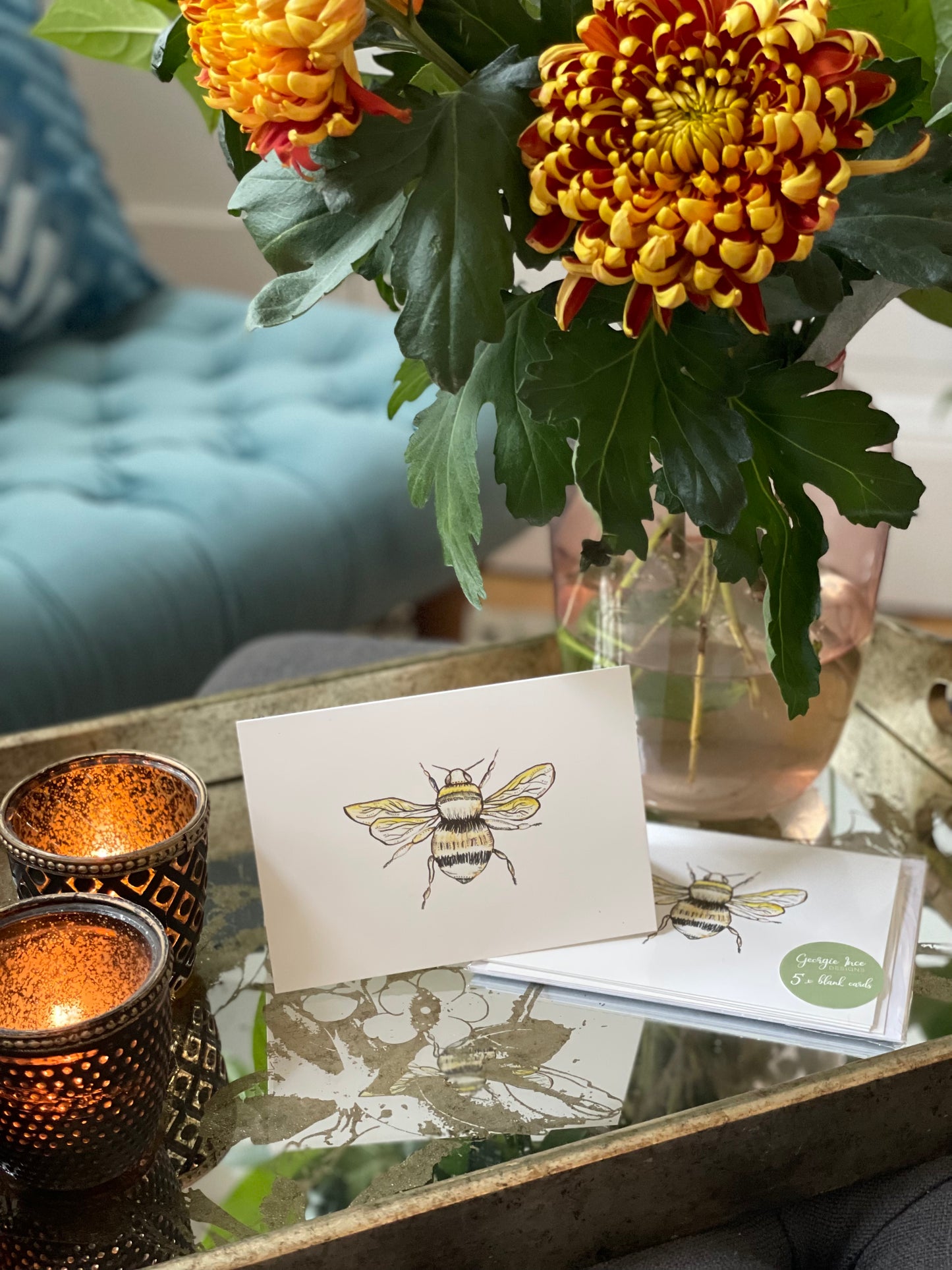 A lovely collection of 5 x A6 blank bee cards for your own personal message. All cards are the same design and professionally printed in the UK.